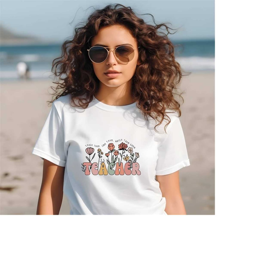 MR-1611202316318-empowering-blooms-teacher-flowers-shirt-blossoming-minds-image-1.jpg