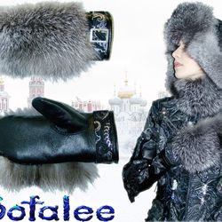 Winter furry warm silver fox fur mittens of leather. Handmade cozy fur mittens by Sofalee. Christmas gift!