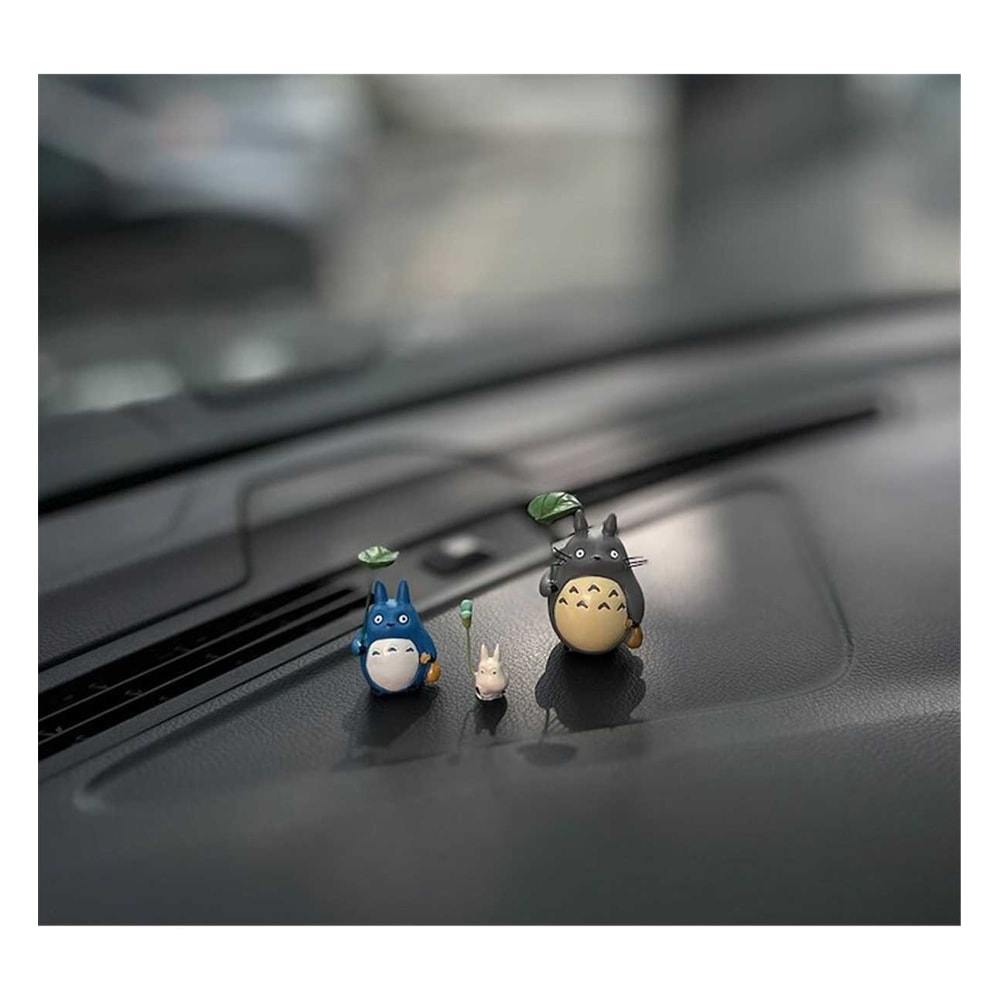 MR-1711202316120-mini-anime-figurine-car-dashboard-decor-standing-car-pendant-set-of-3.jpg