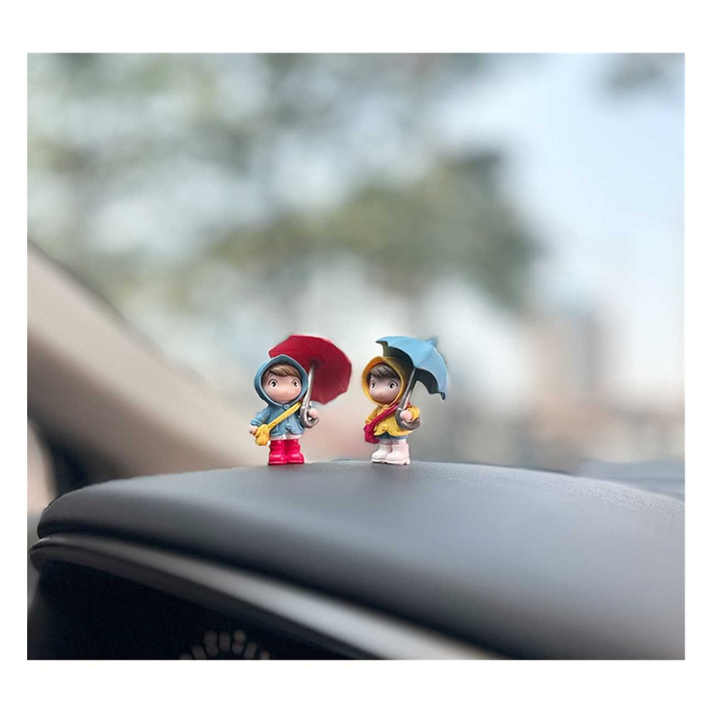 MR-1711202316632-cute-umbrella-girl-anime-figurine-car-dashboard-decor-image-1.jpg