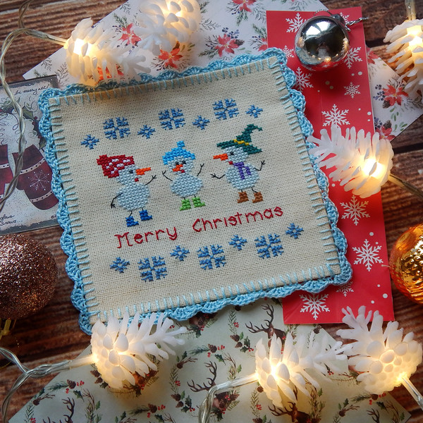 Christmas_snowmen_cross_stitch.jpg