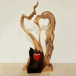 Love Art Ornaments for Home Decorations Gift,Love Eternal Wood Ornaments, Wooden-Heart Desktop Sculpture Couple Kissing