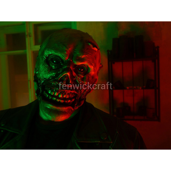 rotten zombie plastic mask