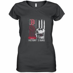 get now victory is ours 2018 snoopy boston red sox shirt women&039s v-neck t-shirt