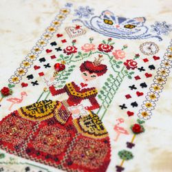 Cross stitch pattern PDF Owl Forest Embroidery "Queen of Hearts"