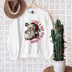 i love a man with a beard christmas sweatshirt,christmas shirt,santa sweatshirt, retro, vintage shirt, beard shirt, funn