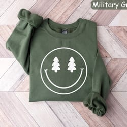christmas smiley face sweatshirt, christmas tree shirt, womens christmas sweater, christmas crewneck, holiday sweater, g