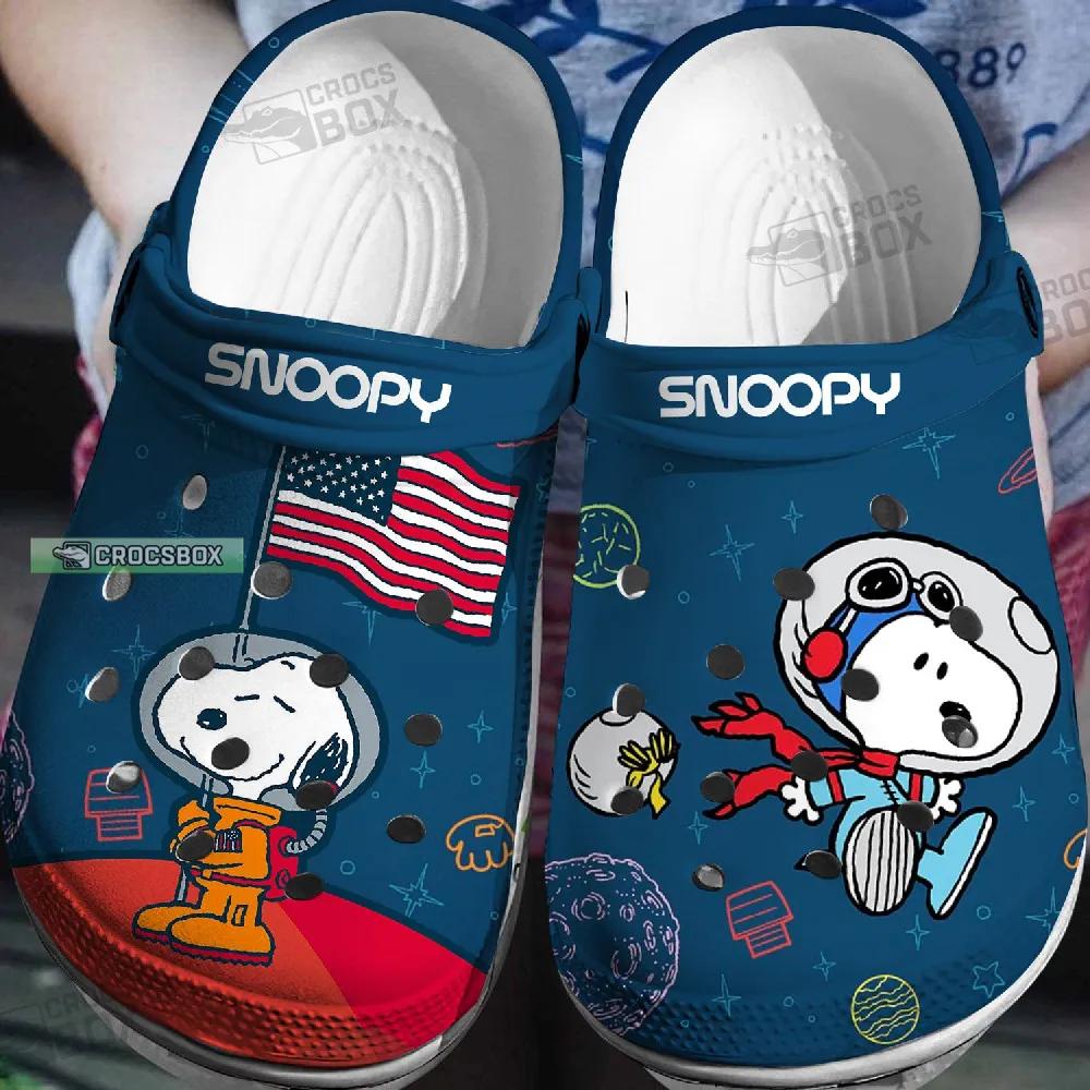 Snoopy Astronaut Crocs Shoes - CrocsBox.jpg