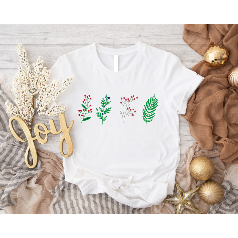 Christmas Flowers Shirt, Berried Holly T-Shirt, Christmas Holly Tee, Christmas Holly Outfits, Green Holly Christmas Clothing, Holiday Wreath.jpg