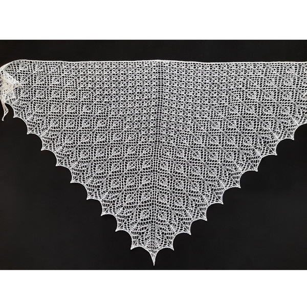 triangular-shawl-knitting-pattern-ia.jpg