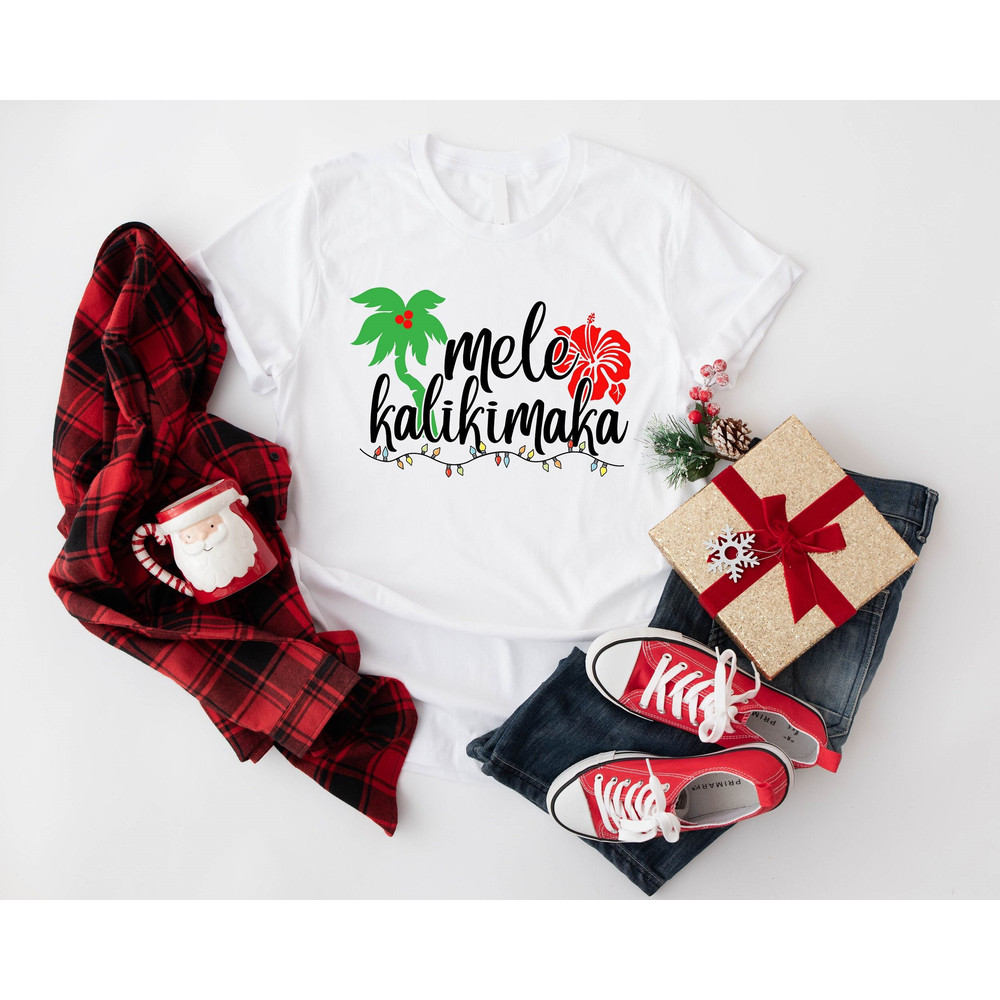 Mele Kalikimaka Shirt, Hawaiian Christmas T-Shirt, Tropical Christmas Tree Tee, Hawaiian Island Christmas Outfits, Hawaiian Christmas Family.jpg