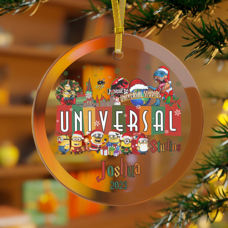 Universal studio minion , Glass Ornament, Universal Glass Ornament, Universal Christmas Decor, Disneyland Ornaments, Universal Ornament.jpg