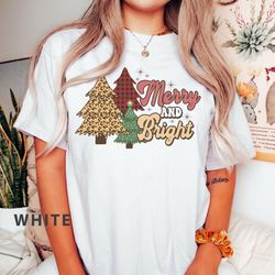 merry christmas t-shirt, minimal christmas shirt, christmas tree t-shirt, christmas t-shirt, iprintasty christmas, comfo