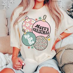 retro christmas ornaments shirt, retro christmas t-shirt, christmas season, iprintasty christmas, christmas balls shirt,