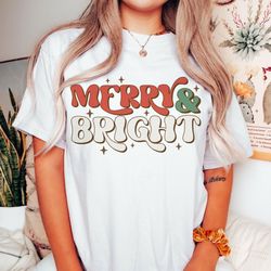 merry and bright christmas t-shirt, women's christmas t-shirt, rtero bright christmas shirt, iprintasty christmas, comfo