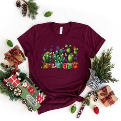 christmas sweatshirt,santa cactus christmas,howdy christmas shirt,funny christmas shirt,2023 happy new year,christmas gi