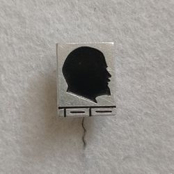 badge of the ussr lenin 100