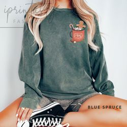 hot cocoa christmas sweatee, hot chocolate sweatshirt, christmas crewneck, christmas clothing, iprintasy christmas comfo