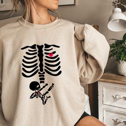 skeleton halloween maternity sweatshirt , pregnancy announcement sweatshirt pregnant women halloween costume new mom sw