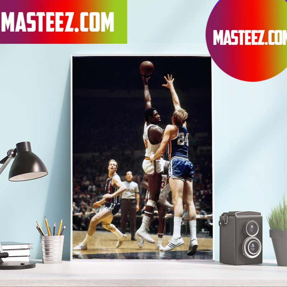 Legend Willis Reed Passed Away At The Age Of 80 Poster Canvas.jpg