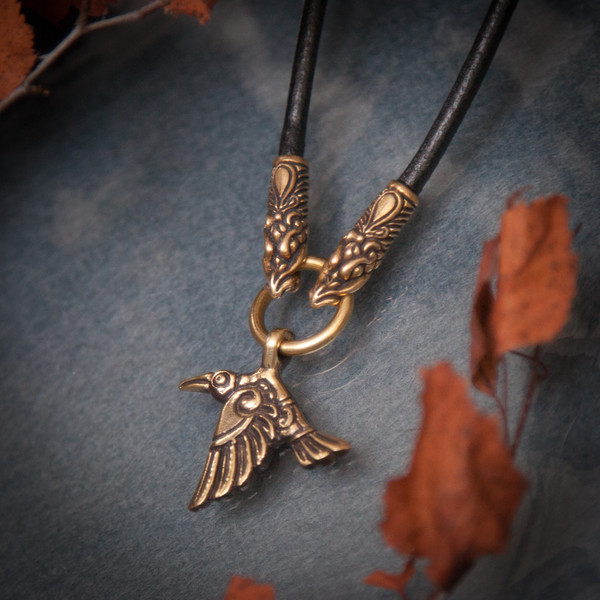 bird-leather-necklace