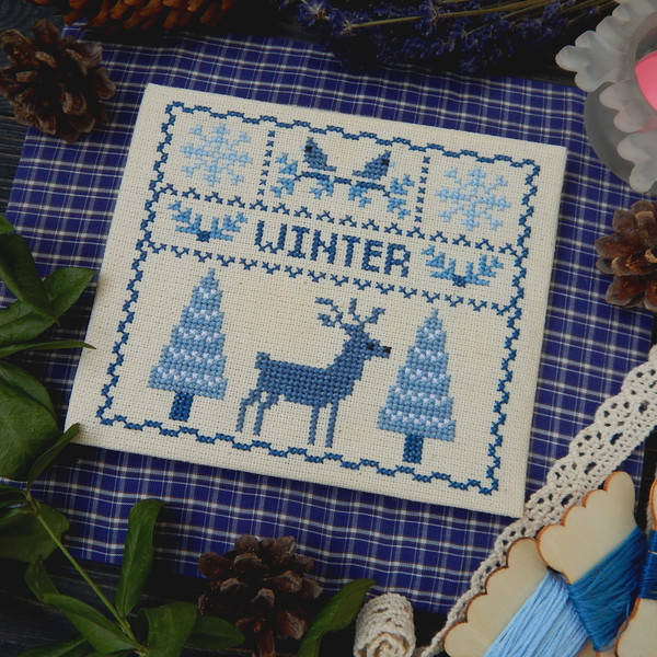 Winter_pattern_cross_stitch.JPG