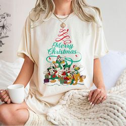 vintage merry christmas mickey and friends shirt, disney christmas shirt, disneyland christmas, mickey christmas party m