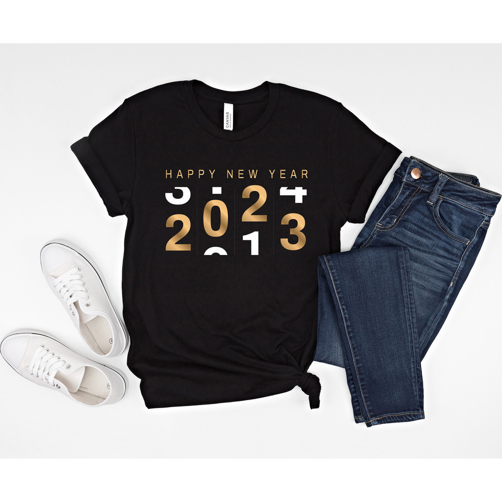 Happy New Year Tee, 2023 Calendar Shirt, 2023 Countdown, Date Shirt, New Years Shirt, Gold Effect shirt, New Year Gift for Her, Gift for Him.jpg