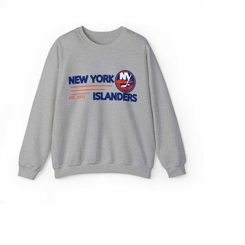 MR-24112023113121-ny-islanders-crewneck-sweatshirt-image-1.jpg