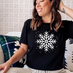 womens snowflake shirt, snowflake shirt, christmas t-shirt, christmas shirt, women christmas shirt, snowflake winter chr