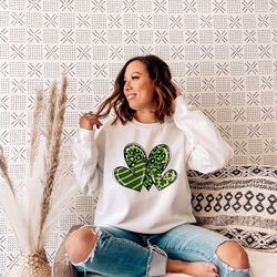 heart st patrick day sweat, lucky sweatshirt, st patty's day gift, lucky leaf shirt, shamrock sweatshirt
