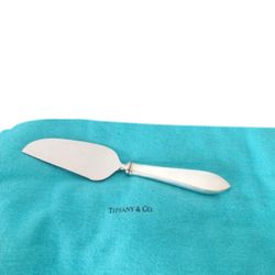 tiffany & co faneuil serving cheese knife spatula in sterling silver 925 cm 18 inches 7 1/8" silverware cutlery no engra