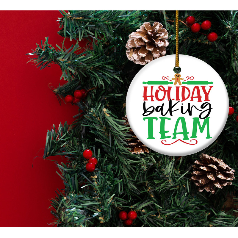 Cookie Baking Crew Ornament,Gingerbread Family Christmas Ornament,Christmas Holiday Keepsake,Gift For Family,Holiday Baking Team, H-04102202 - 2.jpg