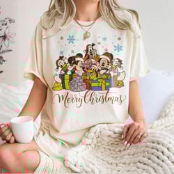 vintnage mickey and friends christmas shirt merry christmas 2023 shirt disneyworld christmas shirt disney trip shirt dis