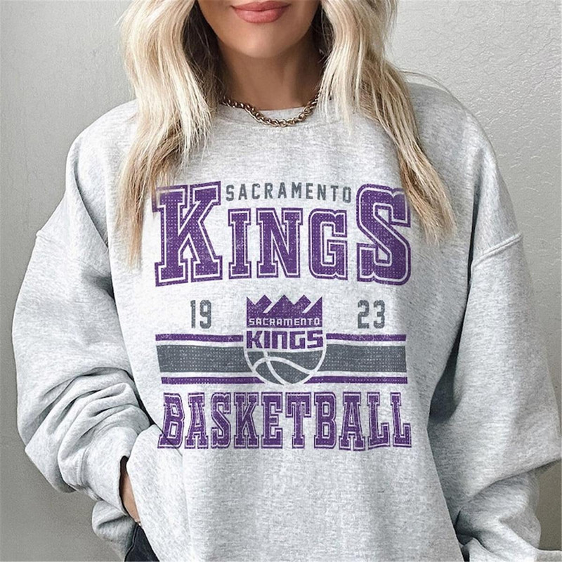 MR-2511202385730-sacramento-basketball-vintage-sweatshirt-king-retro-shirtgift-for-fan-sacramento-christmassacramento-basketball-90s-grahphic-tee-2311-ptp.jpg