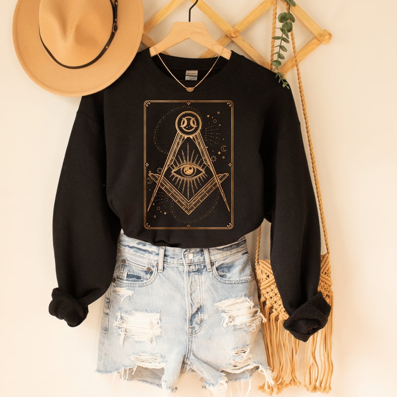 All Seeing Eye Sweatshirt, Tarot Card Sweatshirt, Halloween Sweatshirt, Mystical Tarot Sweatshirt, Celestial Sweatshirt, Witchy Sweat.jpg