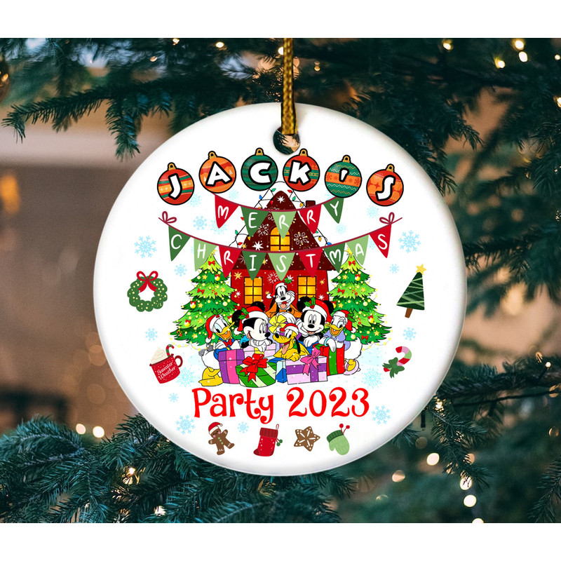 Mickey and Friends Disney Christmas Ornament, Mickey's Very Merry Christmas Party 2023, Gingerbread Disney Family Christmas Tree E1NX14 - 3.jpg