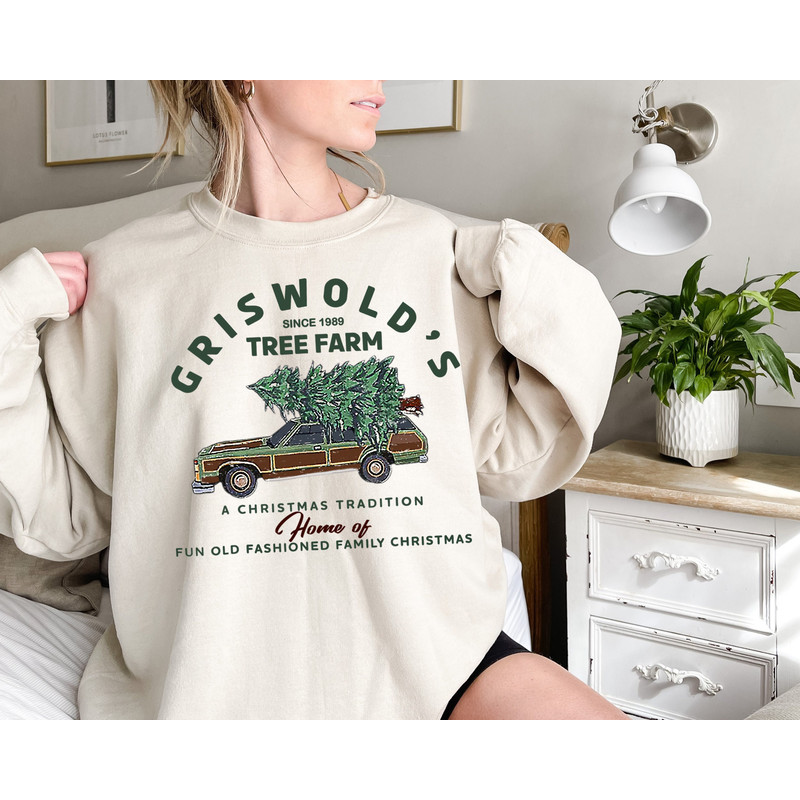 Vintage Griswold Tree farm Christmas Sweatshirt, Christmas Sweatshirt, Christmas Crewneck, Christmas Vacation, Xmas Man Hoodie.jpg