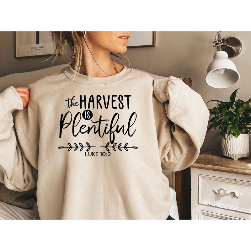Christian cropped crewneck, Faith sweatshirt, the harvest is plentiful sweatshirt, cute trendy fall sweatshirt, bible verse sweatshirt.jpg