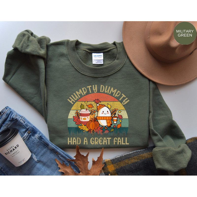 Humpty Dumpty Had A Great Fall Sweatshirt, Humpty Dumpty Shirt, Cozy Autumn Sweatshirt, Fall Shirts for Women, Fall Shirt, Humpty Dumpty.jpg