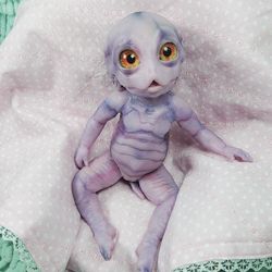Fabulous silicone alien doll Repta 9 inches. Alien baby reborn 22cm
