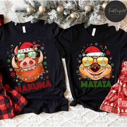 disney christmas lion king timon & pumbaa hakuna matata shirt, animal kingdom christmas lights, wild about christmas, fa