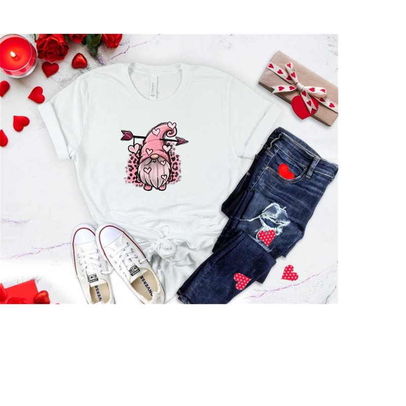 MR-27112023143145-valentines-day-gnomes-sweatshirt-pilgrim-love-gnome-image-1.jpg