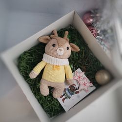 Crocheted deer, handmade deer, Christmas gift, Christmas deer crocheted souvenir amigurumi, crocheted toy