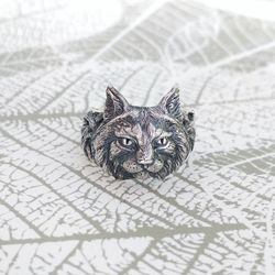 Wildcat Jewelry Collection: Exquisite Lynx Ring - Channel Your Inner Feline Elegance!