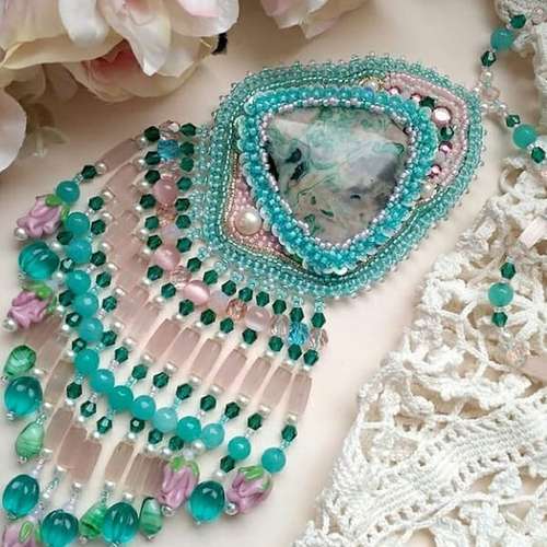 Green gemstone necklace beadwork jewelry, agate gemstone bead embroidered necklace, boho necklace, stone necklace Mother