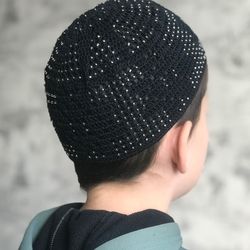 Crochet skull cap with the beads