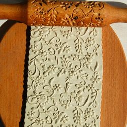 Rolling pin for cookie,Bees, carved wooden rolling pin,embossing roller