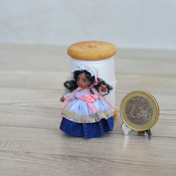 Miniature - doll - in - 24th - scales - 1