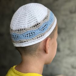 Short knit mens kufi hat made of cotton yarn